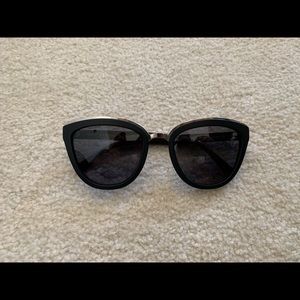 COPY - Diff rose polarized black sunglasses